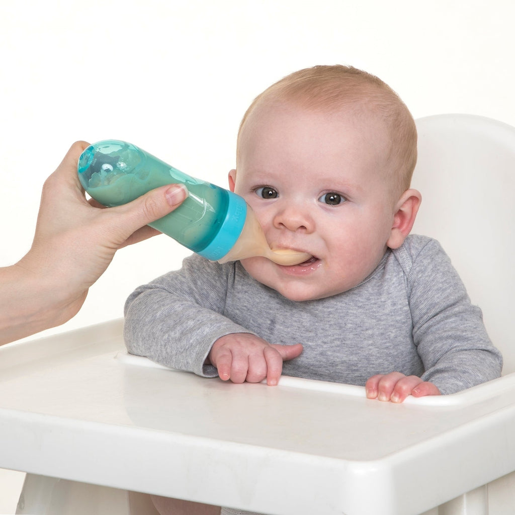 Silicone Squeeze Feeder with Cover